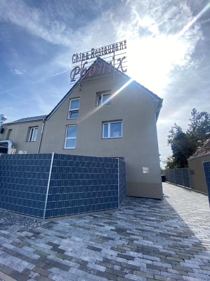 Phoenix Apartments - Monteurwohnung Mit Riesiger Parkflaeche Bielefeld Exterior photo